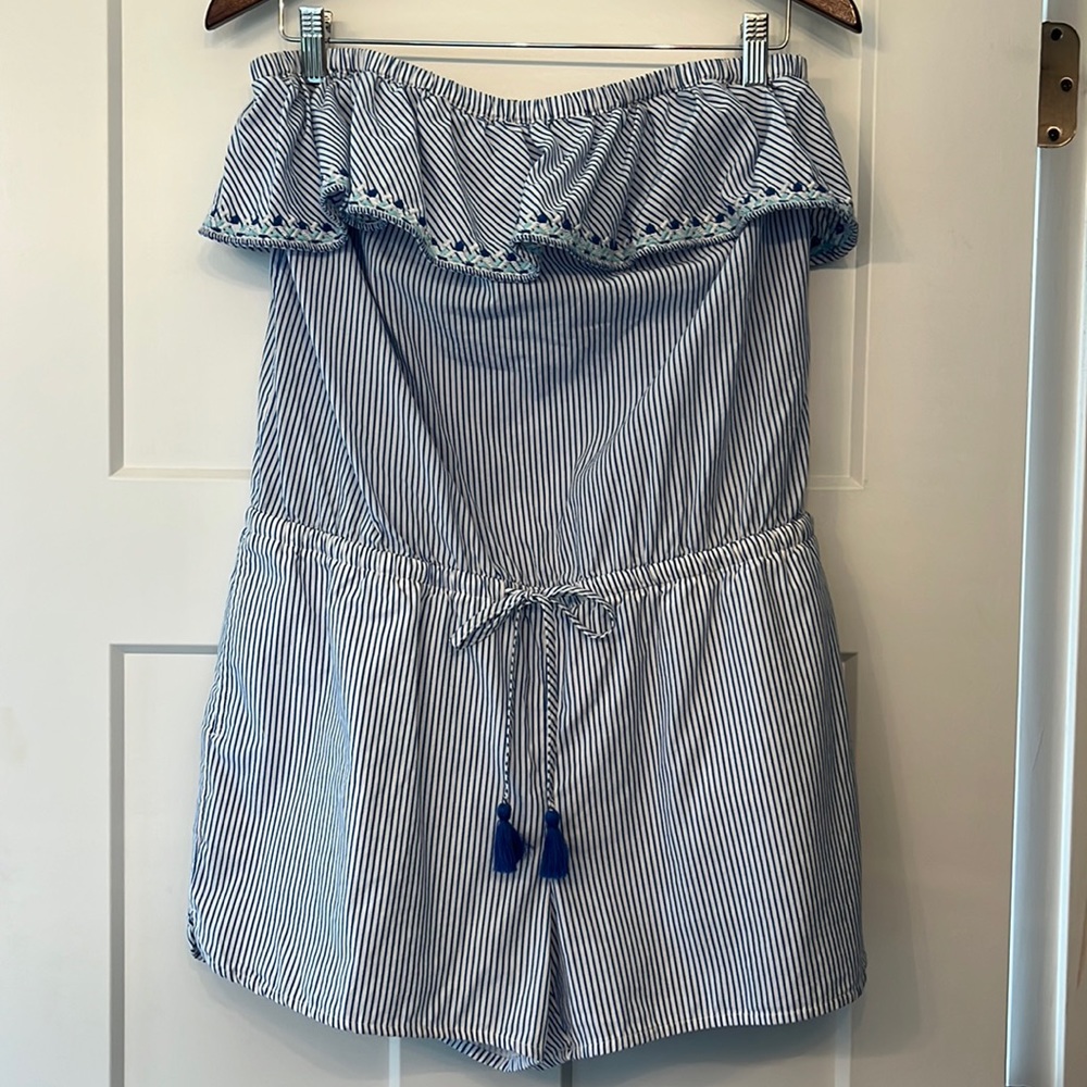 Women’s Vinyard Vines Romper Size M
